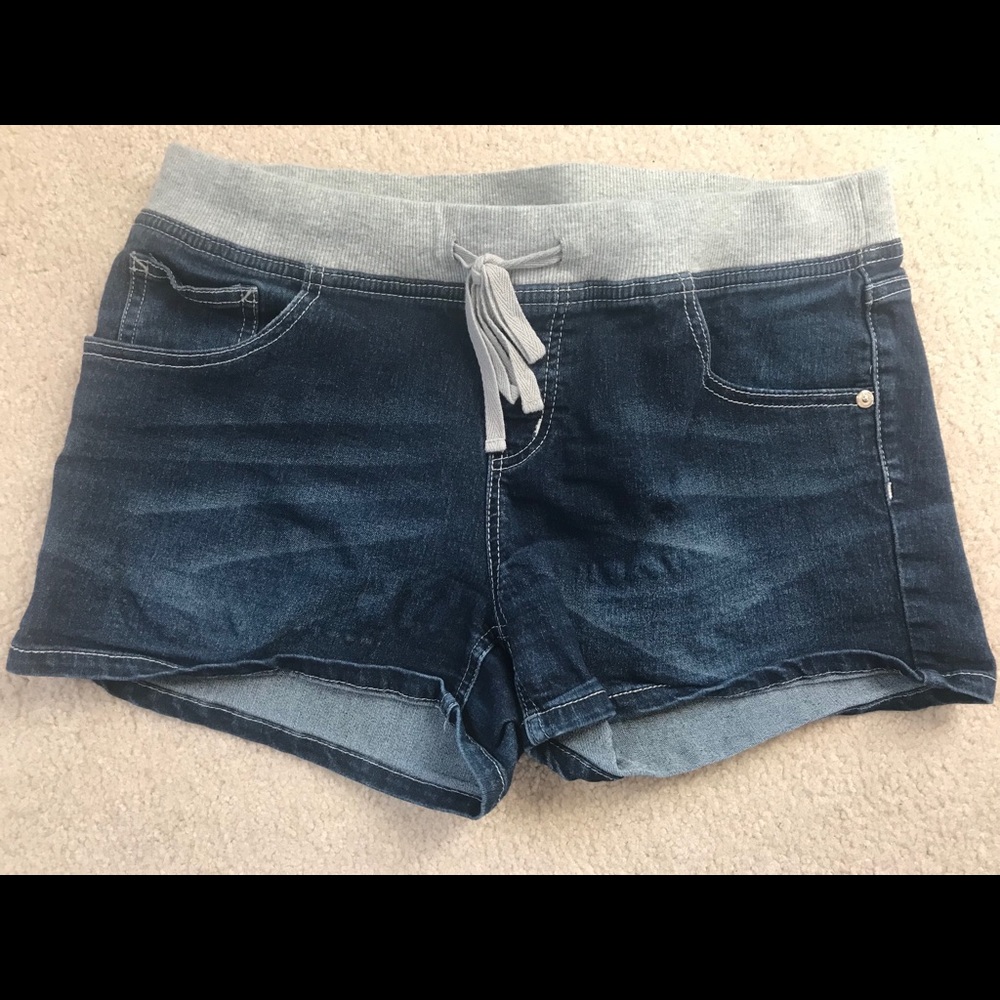 Girls Sz 16 1/2 Justice denim shorts